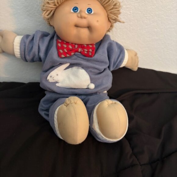 Vintage Cabbage Patch Doll - Picture 2 of 9